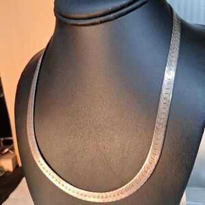 P28. Vintage Estate 925 Sterling Silver Herringbone Necklace 17" Stamped Italy